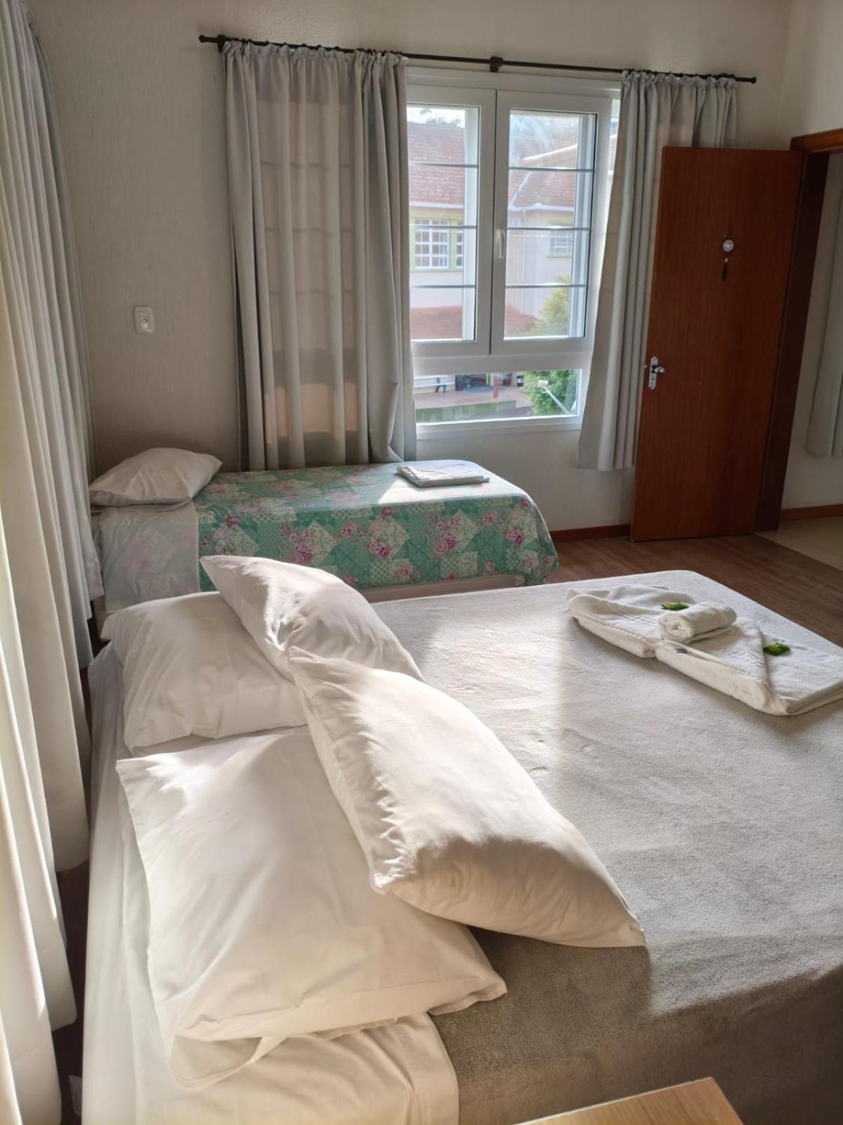 Hospedaria Bom Pastor ノーヴァ・ペトローポリス エクステリア 写真